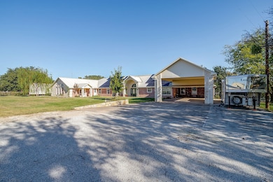 1390 Mary Dr, Weatherford, TX 76085 - photo 5