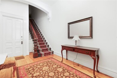 17 Keene St unit 2, Providence, RI 02906 - photo 2
