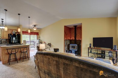 Living Room/Kitchen
