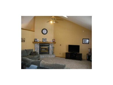 5299 SW Raintree Pkwy, Lees Summit, MO 64082 - photo 2