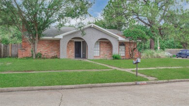 10111 Heather Hill Dr, Houston, TX 77086 - photo 5
