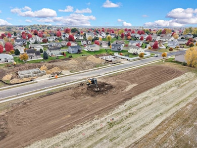 300 Michelle Ln, Cottage Grove, WI 53527 - photo 3