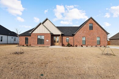 108 Chisolm Trail, Pottsboro, TX 75076 - photo 2