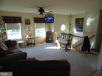 9302 Willowdale Rd, Greencastle, PA 17225 - photo 3