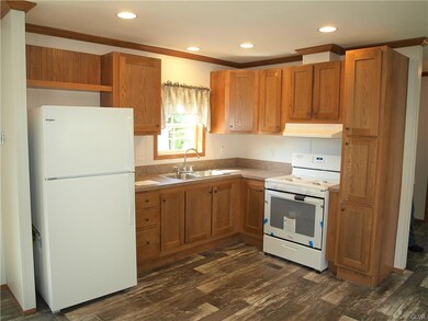 360 S Delaware Dr unit 13, Easton, PA 18042 - photo 4