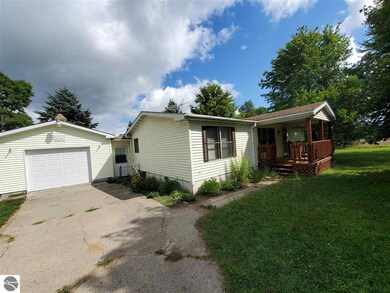 23316 1 Mile Rd, Reed City, MI 49677 - photo 2