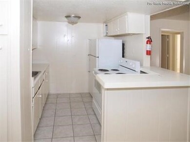 6215 Tierwester St unit 5, Houston, TX 77021 - photo 2