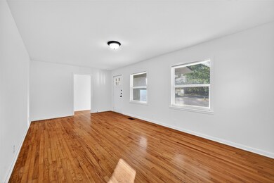 409 W Burton St, Sherman, TX 75092 - photo 7