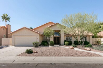 221 W Knox exterior