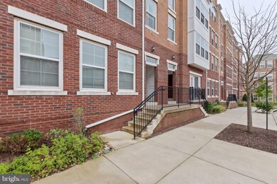 3041 Rittenhouse Cir unit 75, Fairfax, VA 22031 - photo 2