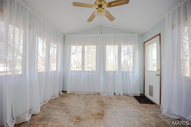 916 Carla Dr, Troy, IL 62294 - photo 7