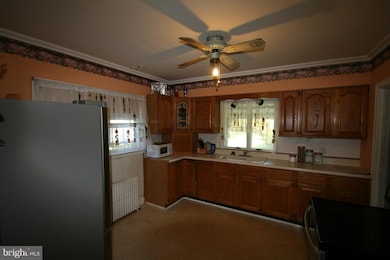 5220 Saint Barnabas Rd, Temple Hills, MD 20748 - photo 7