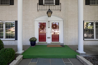 6210 Fisher Ln, Greendale, WI 53129 - photo 2