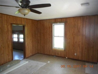 2811 E 16th St, Muncie, IN 47302 - photo 4