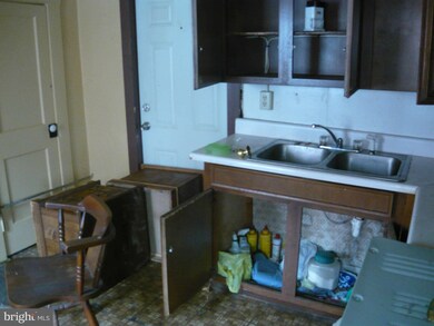 1820 Main St, Hancock, MD 21750 - photo 3