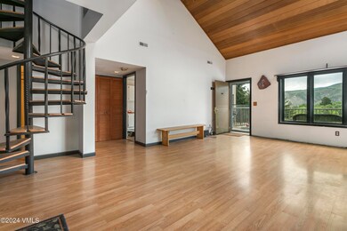 River Oaks A410-015