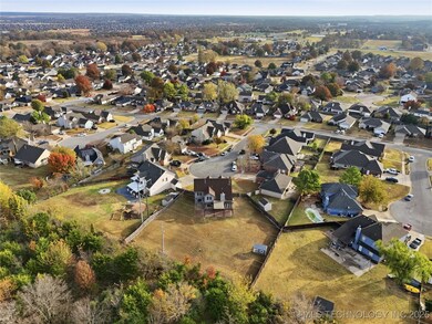 101 E Helena St, Broken Arrow, OK 74012 - photo 4