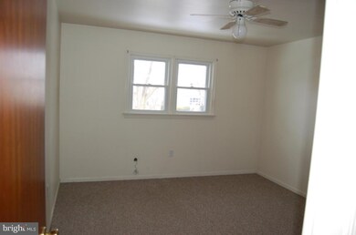 960 E Oak St, Palmyra, PA 17078 - photo 6