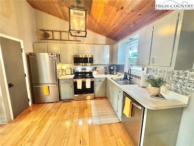 Open and functional kitchen