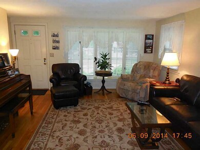 31 Baldwin Rd, Warwick, RI 02886 - photo 7