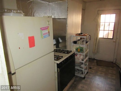 301 S Highland Ave, Baltimore, MD 21224 - photo 2