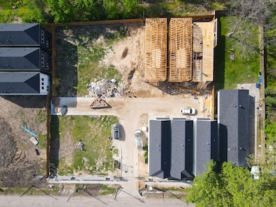 310 Neyland St, Houston, TX 77022 - photo 4