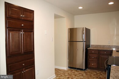 18750 Ginger Ct, Germantown, MD 20874 - photo 3