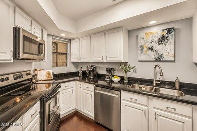 7755 E Thomas Rd unit 19, Scottsdale, AZ 85251 - photo 2