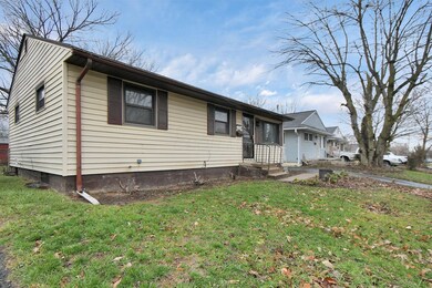 4-web-or-mls-1630-e-26th-ave