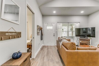 504 N Elm St, Weatherford, TX 76086 - photo 6