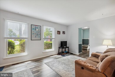 1804 Dutchmans Cir, Harleysville, PA 19438 - photo 2