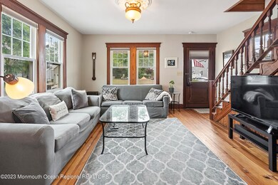 Living to Foyer 1B