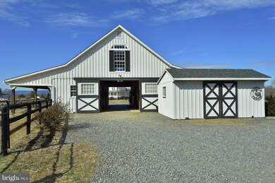 19394 Colchester Rd, Purcellville, VA 20132 - photo 4