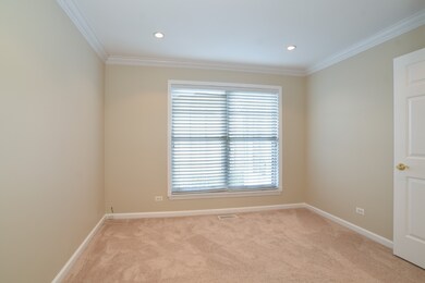 123 Welwyn St unit 17E, Lake Bluff, IL 60044 - photo 7