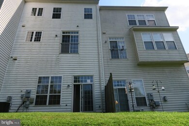 9768 Corbett Cir, Manassas Park, VA 20111 - photo 3