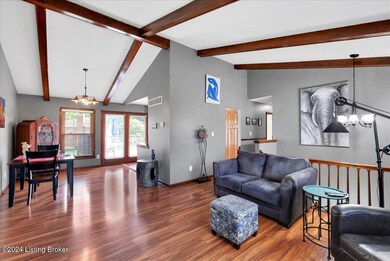 8619 Michael Ray Dr, Louisville, KY 40219 - photo 7