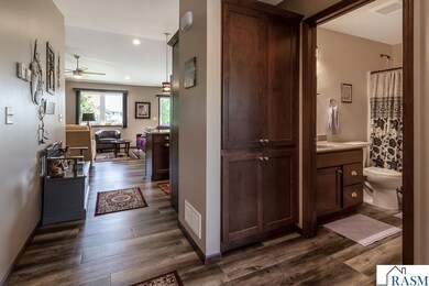 504 W Bert St, Lake Crystal, MN 56055 - photo 5