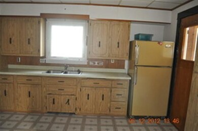 137 N Main St, Potosi, WI 53820 - photo 3