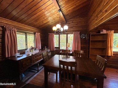 9293A5B6-85E0-400B-B059-C534F9AE2C61