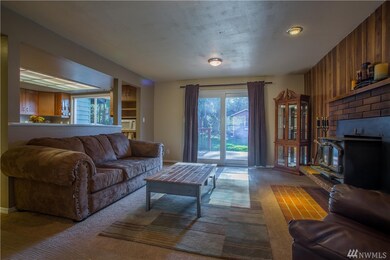 4808 Picnic Point Rd, Edmonds, WA 98026 - photo 6