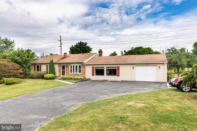 5698 Linton Rd, Sykesville, MD 21784 - photo 2