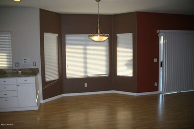 1229 E Redfield-kitchen bay window dinin