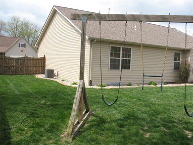 2110 Williams St, Maryville, IL 62062 - photo 6