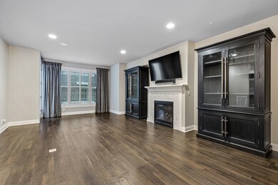 130 S Washington St, Wheaton, IL 60187 - photo 3