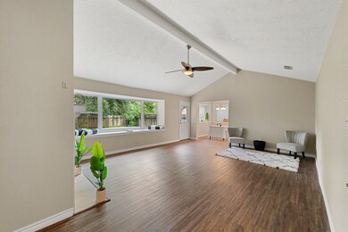 16414 Forest Bend Ave, Friendswood, TX 77546 - photo 5