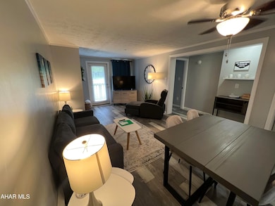 127 E Valley Point Ln unit 1115, Claysburg, PA 16625 - photo 5