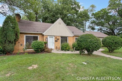 3-web-or-mls-1051 Short St NE Grand Rapi