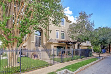2401 Mandell St, Houston, TX 77006 - photo 3