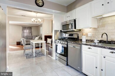 1975 Mayflower Dr, Woodbridge, VA 22192 - photo 5