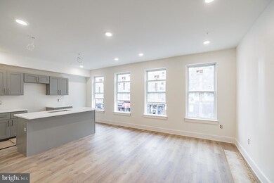 4328 Main St unit 3, Philadelphia, PA 19127 - photo 3